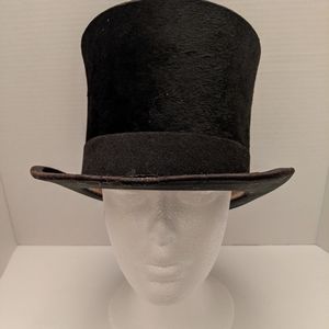 Antique Christy's London top hat